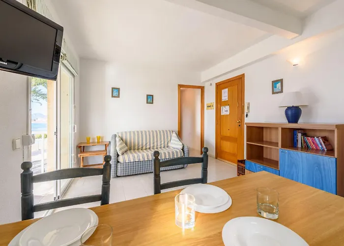 Appartement Isabel By Interhome